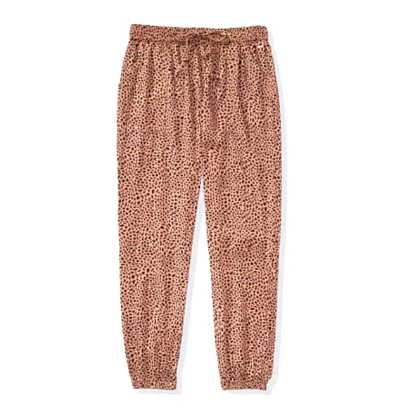 Victoria's Secret Pink Cheetah Print Lyocell Blend  Pull on Pant L - Picture 1 of 8
